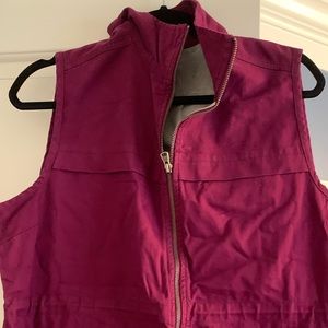 Columbia vest